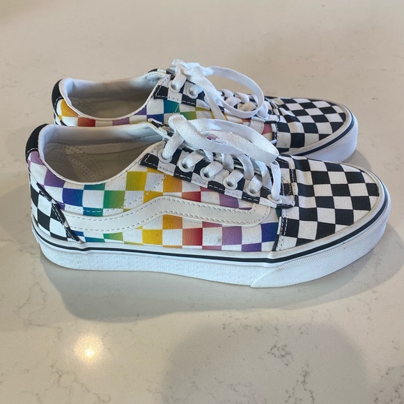 Women’s Vans Rainbow Checkered Multicolored Canvas Sneakers Like New, Size 6 - Picture 9 of 9